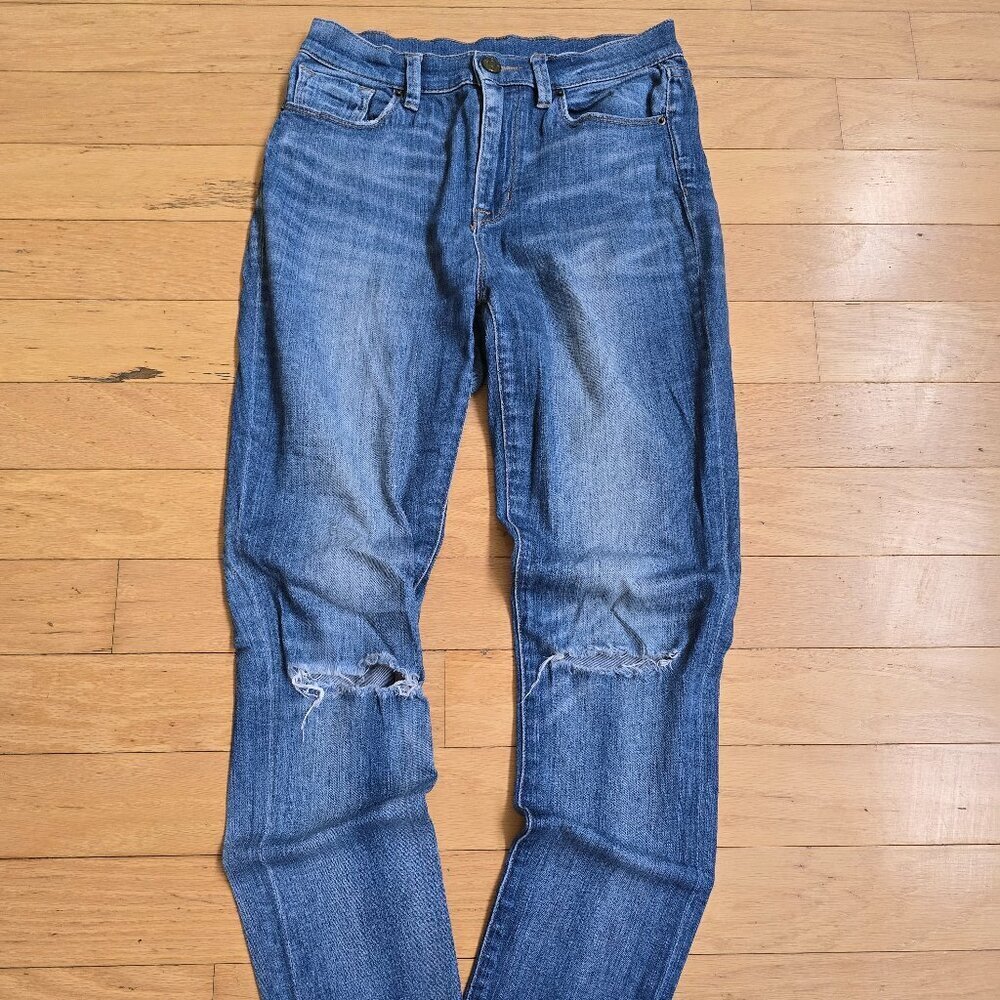 BDG | Twig medium wash high rise distressed skinny jeans | WMS 26'